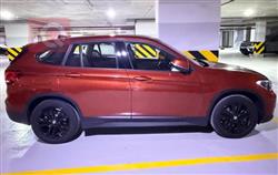 بی ئێم دەبڵیو X1